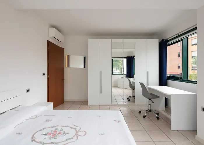 Frenkhome Open Space * Castell'Arienti